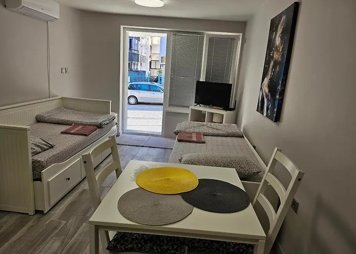 студио за гости на град Burgas City